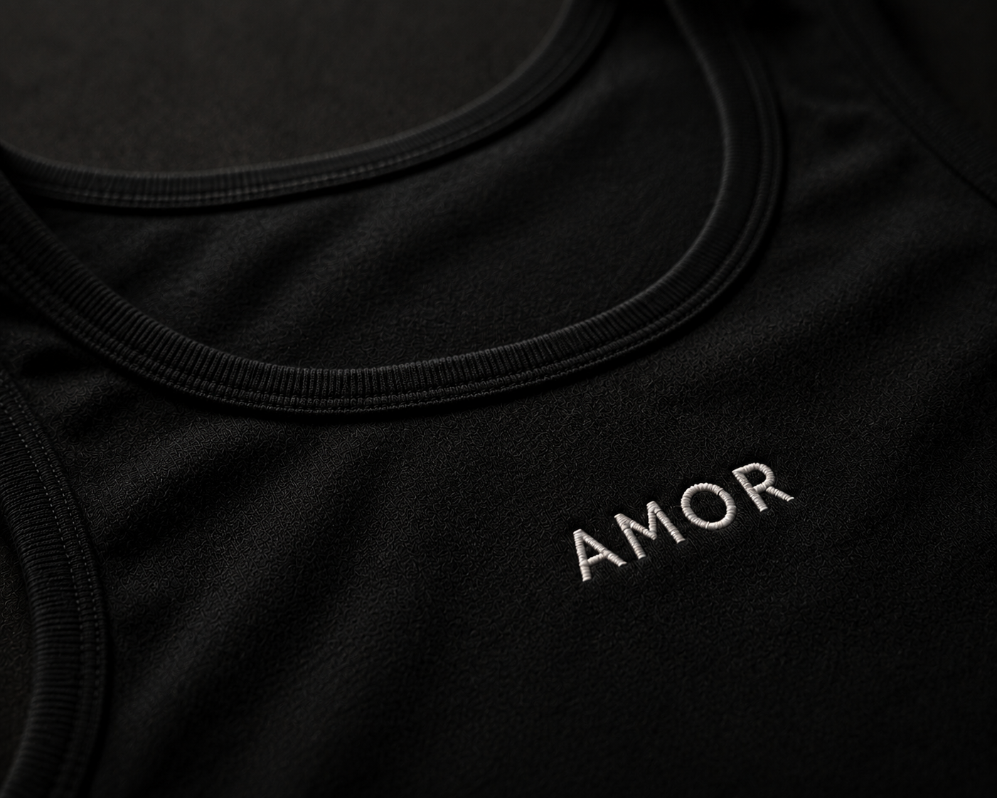AMOR VEST